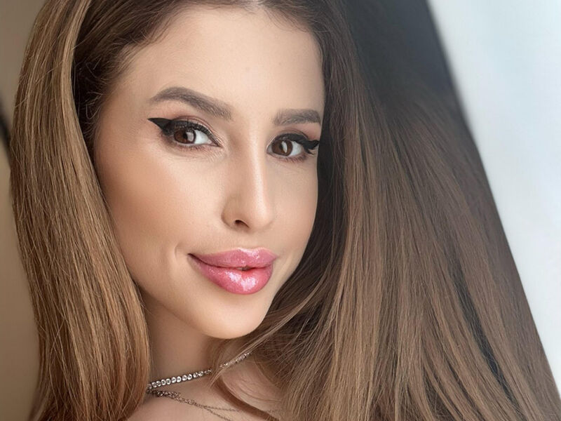 Trying to find web cam that will be great for cunt kissing interests